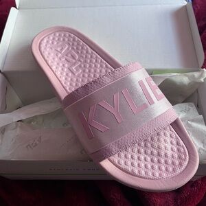 Kylie Skin x APL Slides